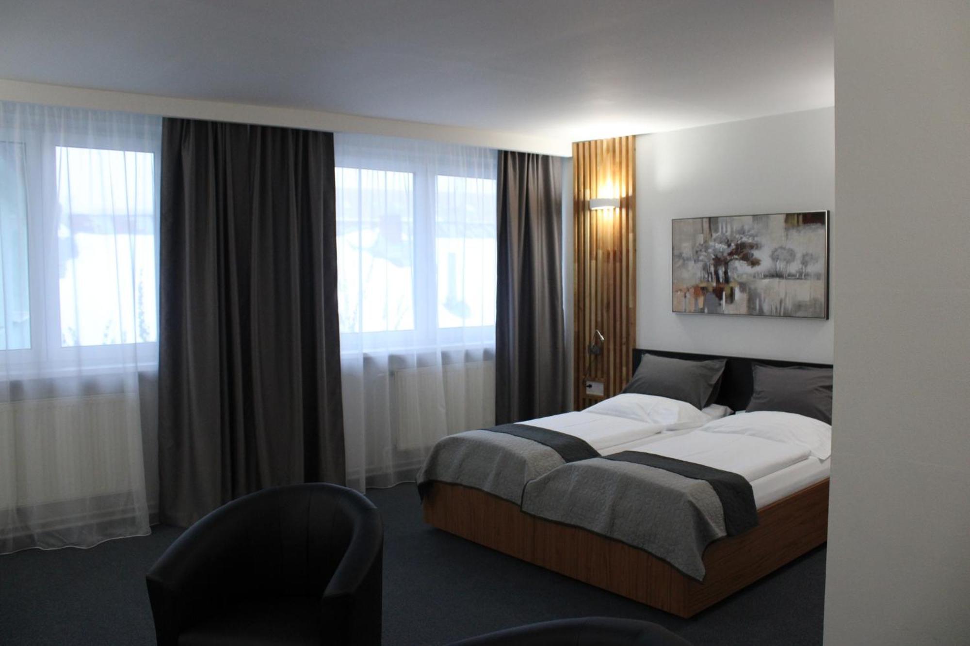 Hotel P7 Lučenec Εξωτερικό φωτογραφία